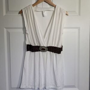 Avon 𝅺WOMEN'S‎ Y2K White Sleeveless Leather Belted Tunic